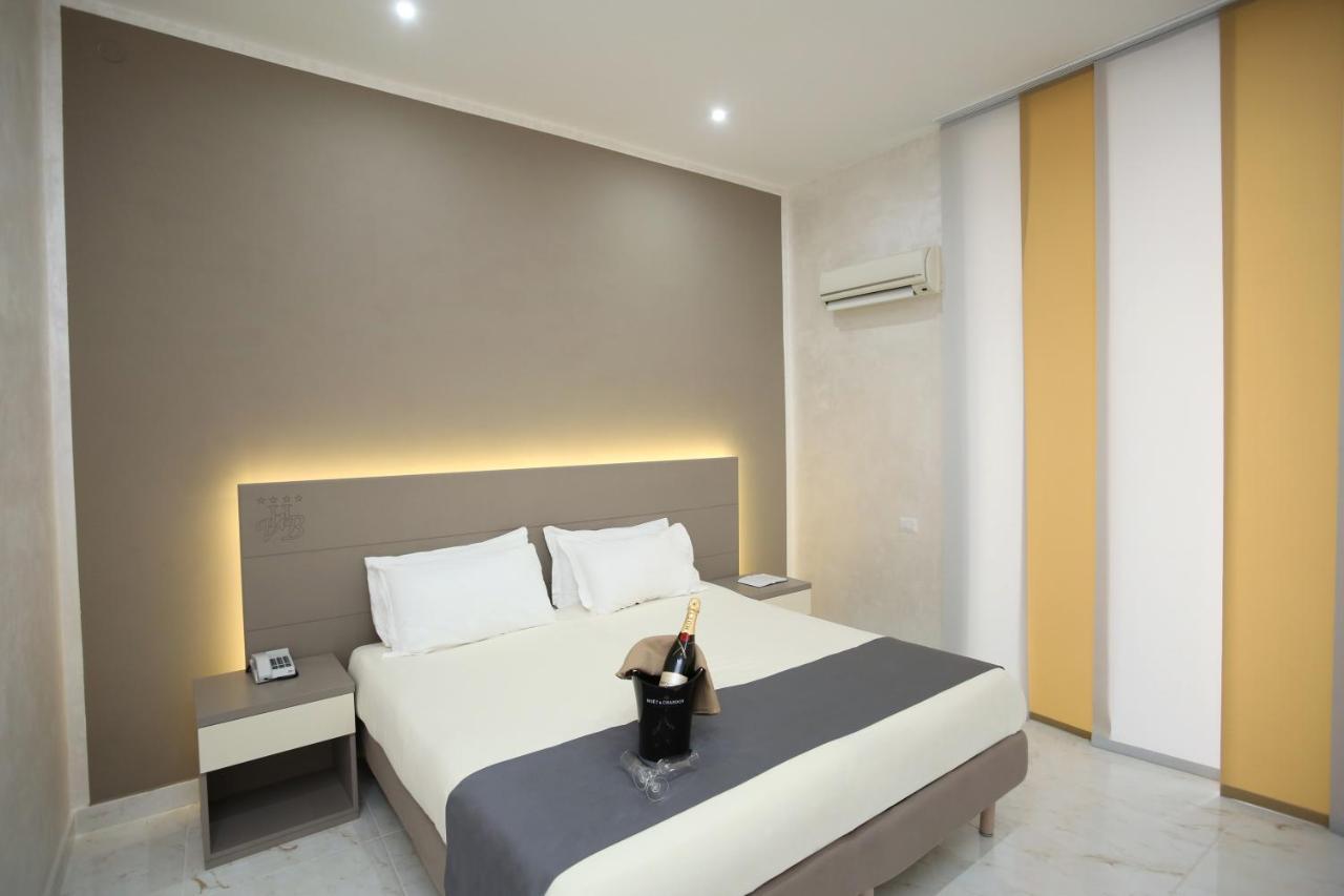 Hotel Vergilius Billia Napoli Esterno foto