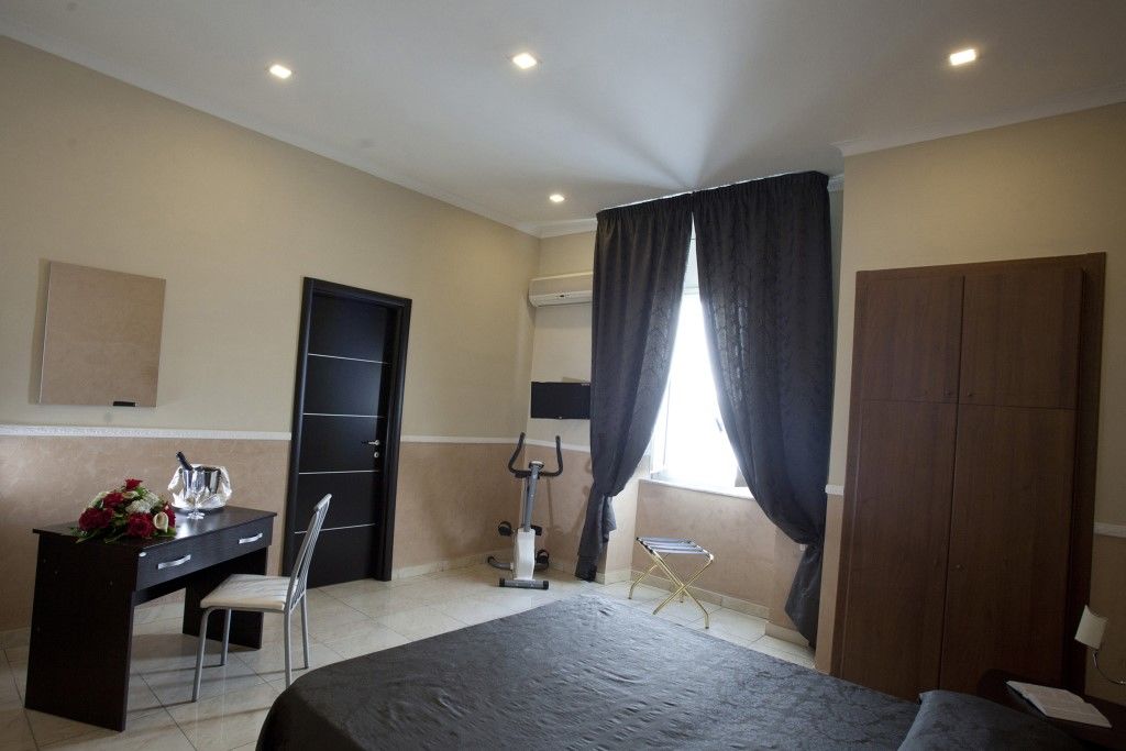 Hotel Vergilius Billia Napoli Esterno foto