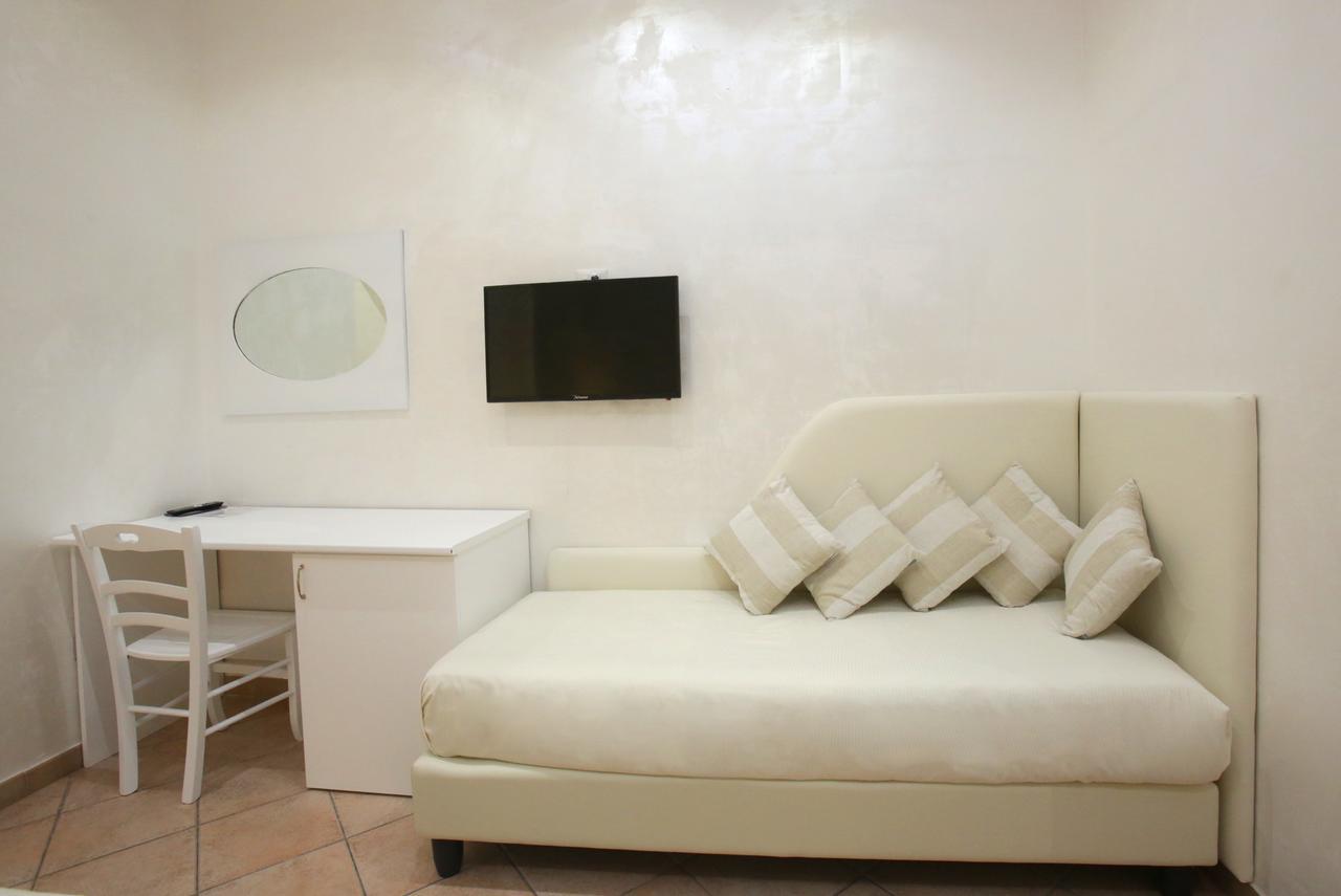 Hotel Vergilius Billia Napoli Esterno foto