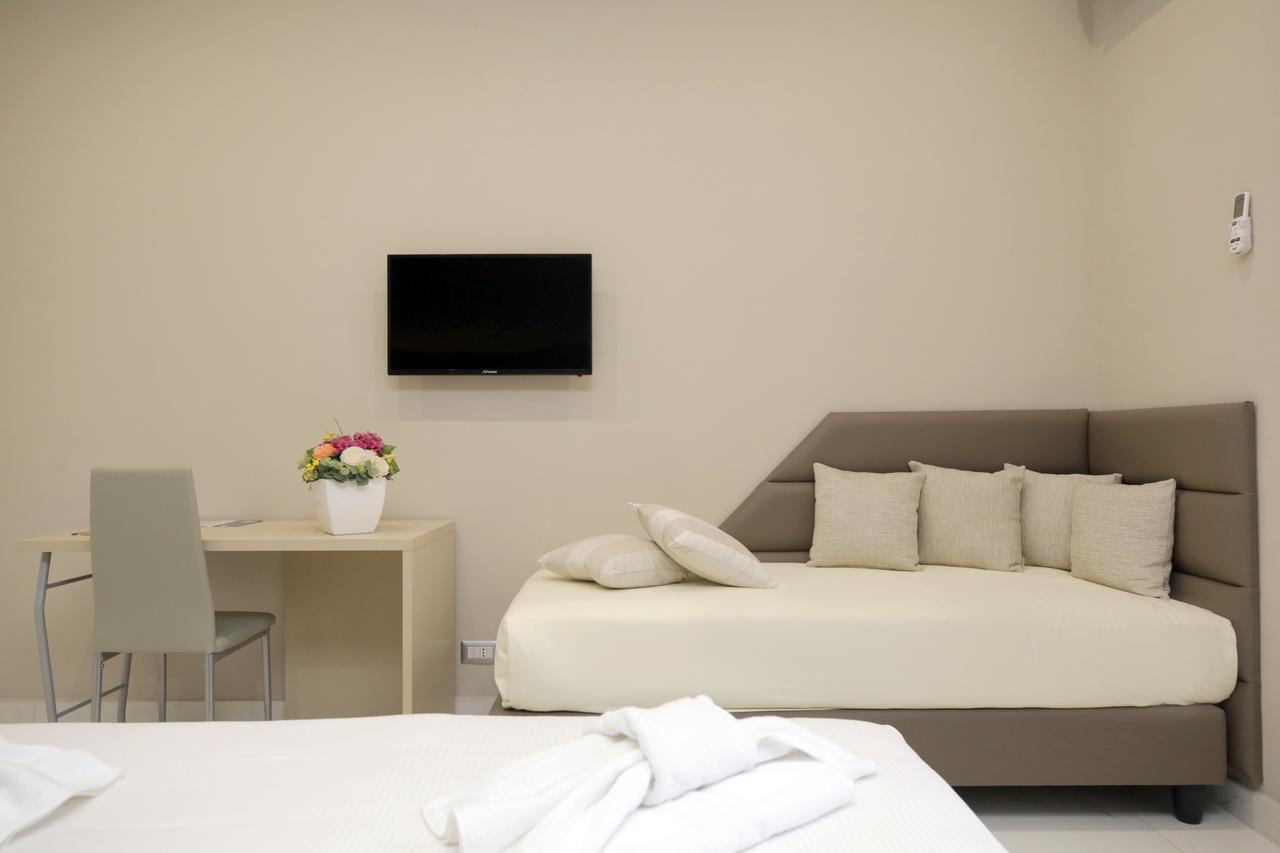 Hotel Vergilius Billia Napoli Esterno foto