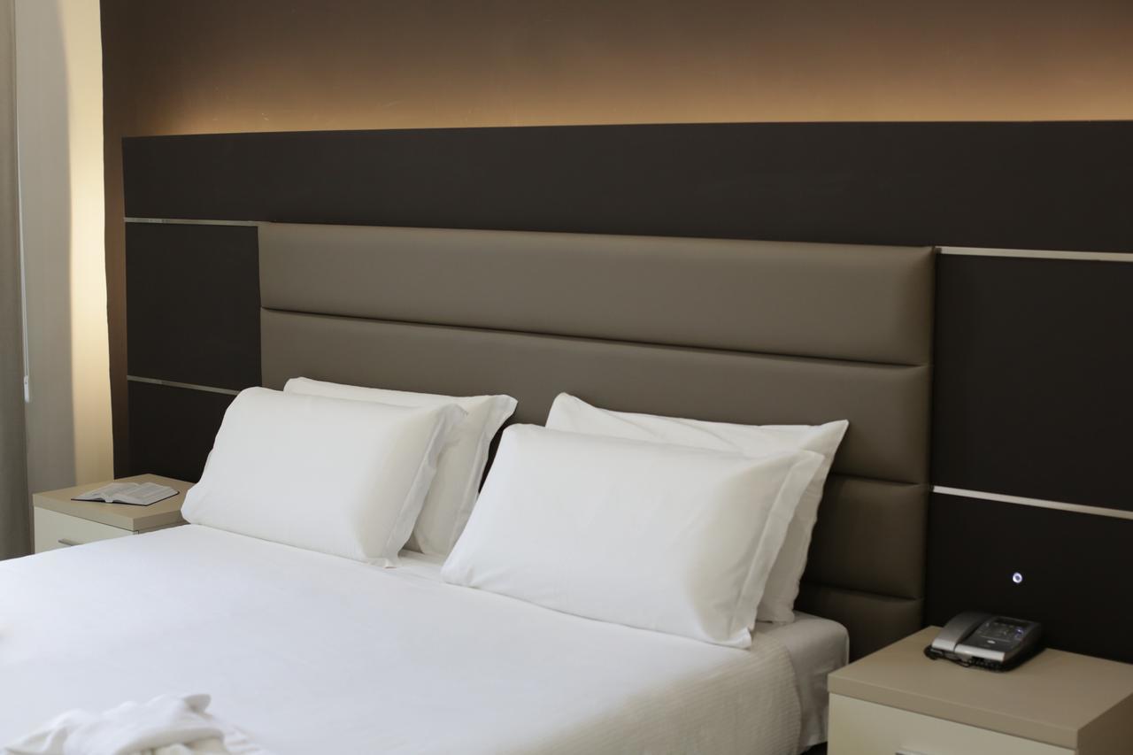 Hotel Vergilius Billia Napoli Esterno foto