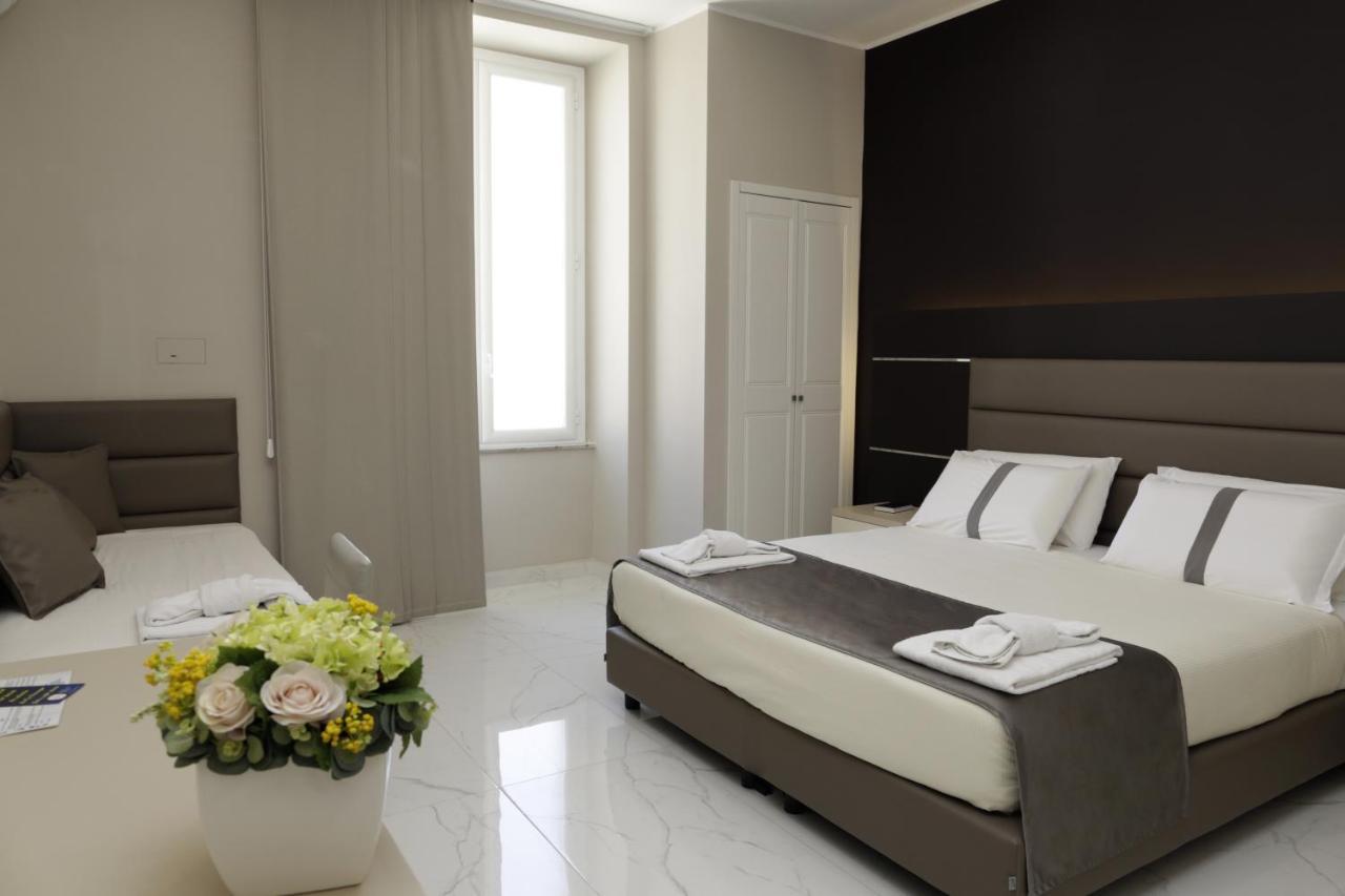 Hotel Vergilius Billia Napoli Esterno foto