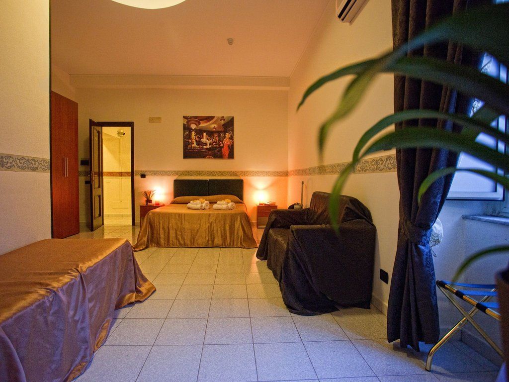 Hotel Vergilius Billia Napoli Esterno foto